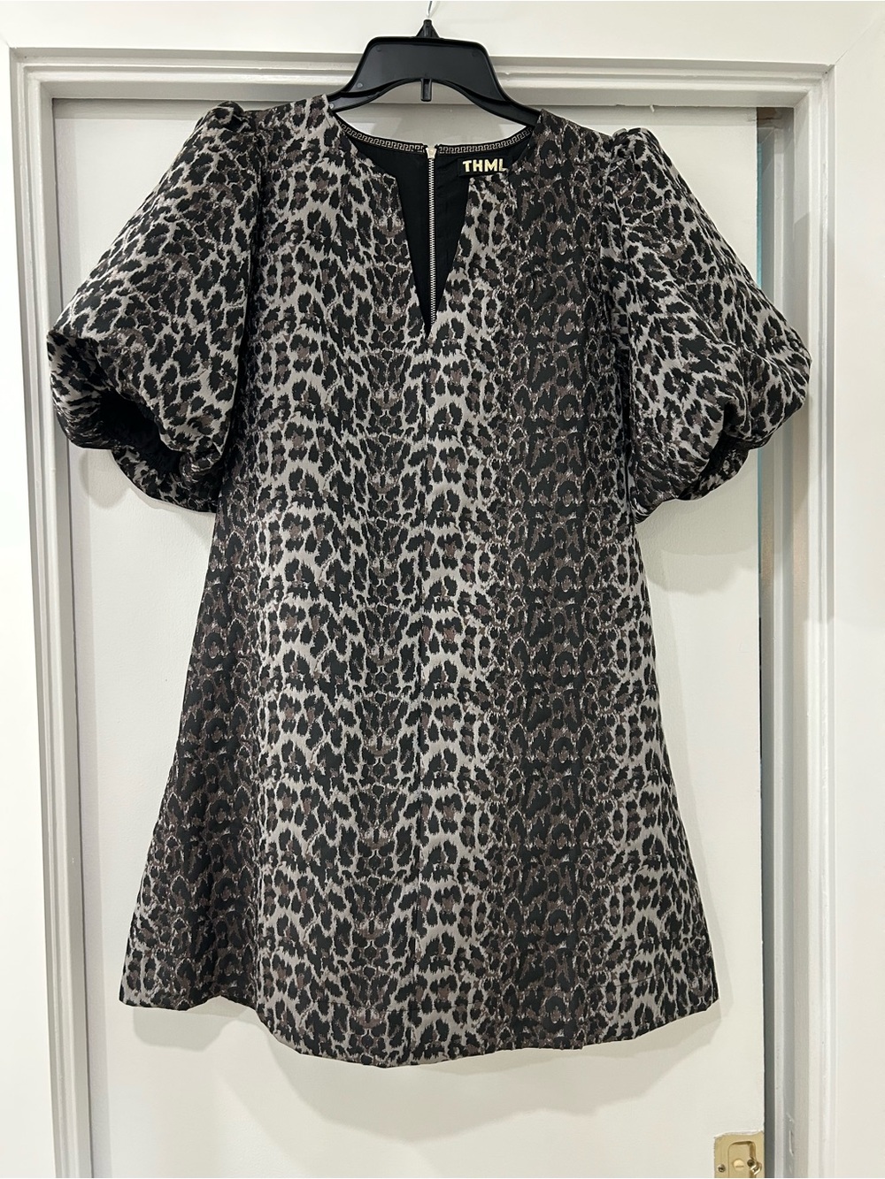THML Black and Gray Leopard Print Mini Dress with Puff Sleeves